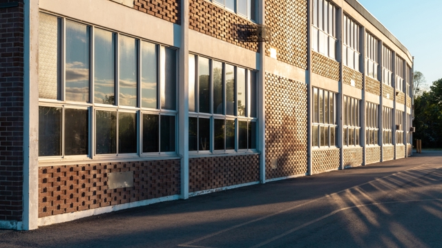 Education decarbonisation